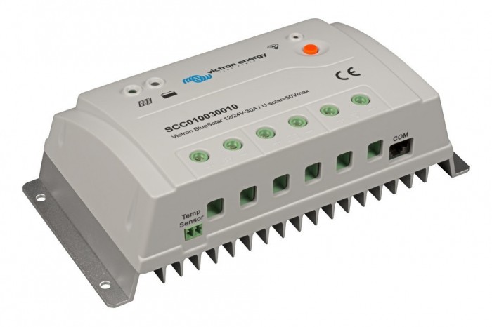 Incarcator solar 12V 24V 30A Victron Energy BlueSolar PWM-Pro 12/24V-30A - imagine 3